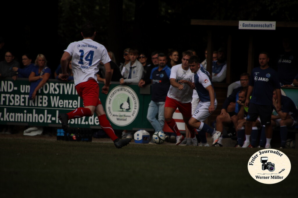 2025-08-24-WM-095cb928f973ce28e07.jpg