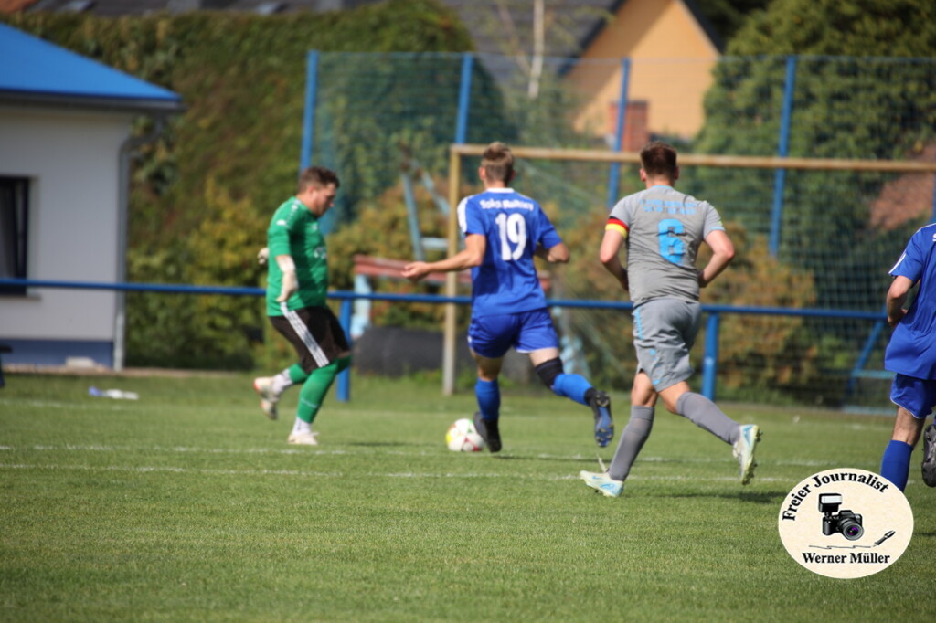 2025-09-13-WM-2487fb18d25b47992f0.jpg