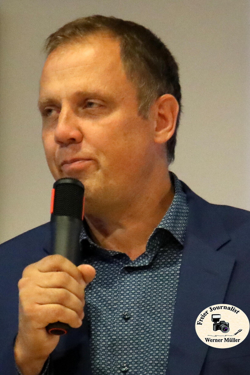 2025-09-26-WM-2220a6ef5f4cb21b1af.jpg