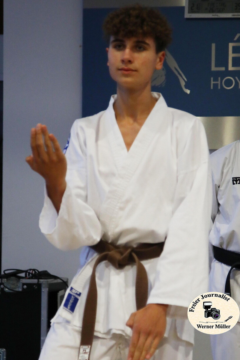 2025-09-26-WM-3349f9dbcaa77e8ff00.jpg