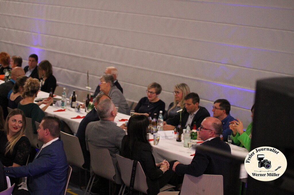 2025-10-18-WEM-010bd086637e8fedcb8.jpg