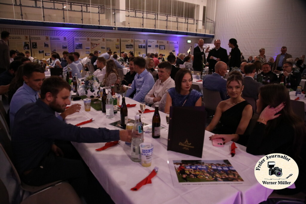 2025-10-18-WEM-4066fceadc01640ec3a.jpg