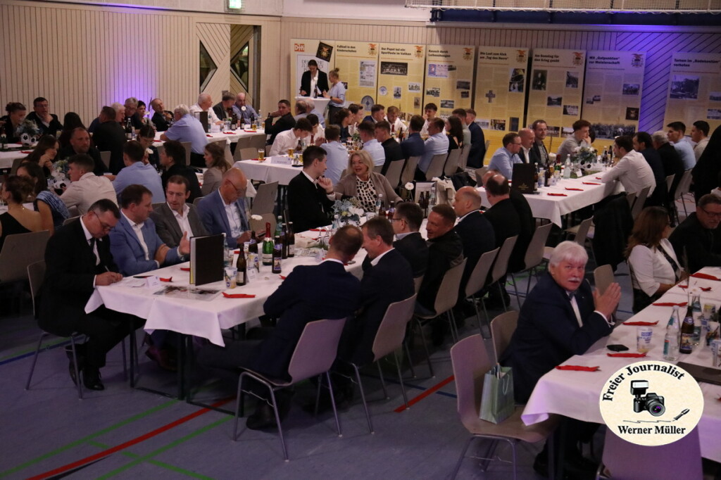 2025-10-18-WEM-414ac7ba0af11652f27.jpg