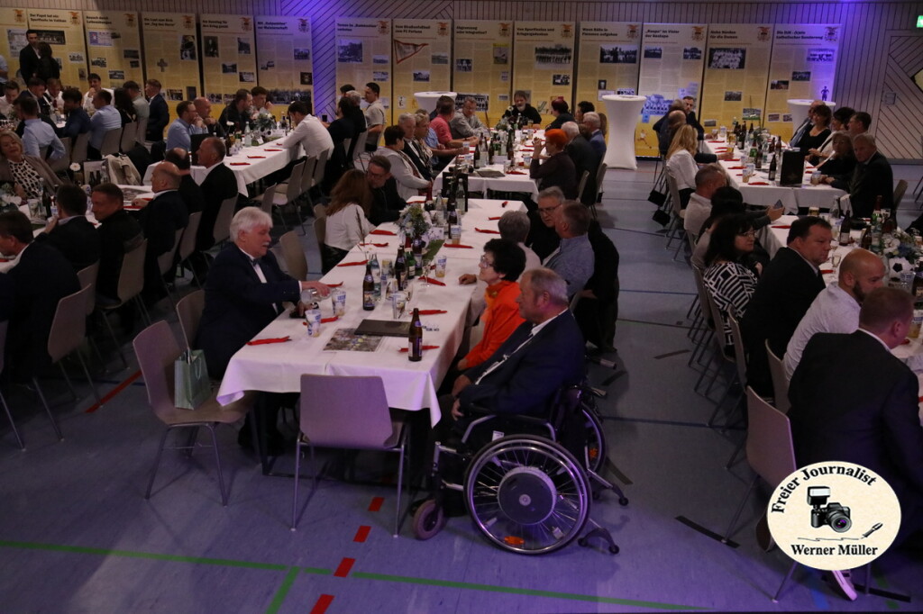 2025-10-18-WEM-42254085a2cb7b11b7c.jpg