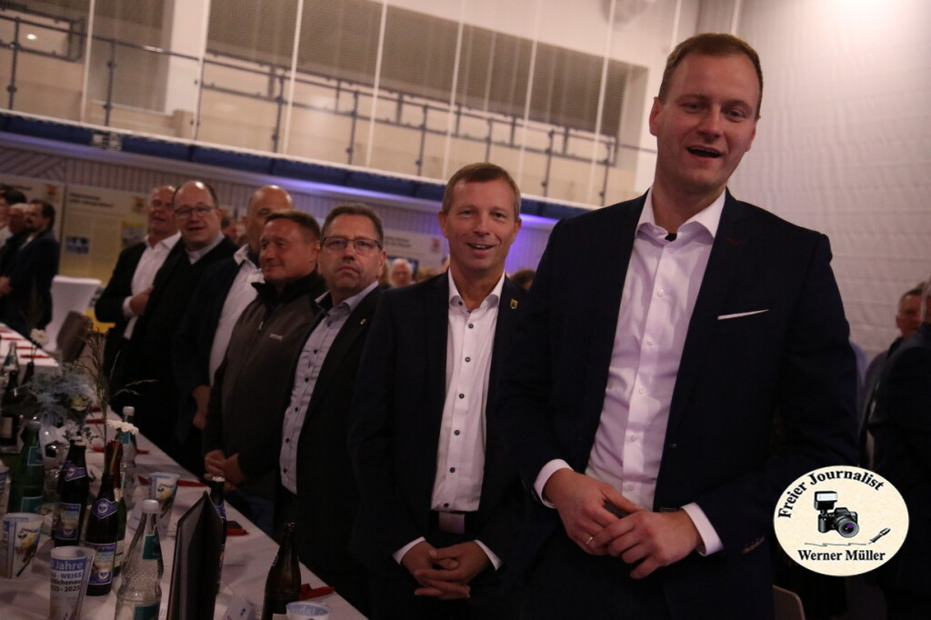 2025-10-18-WEM-439ce78e8b40fe078bb.jpg