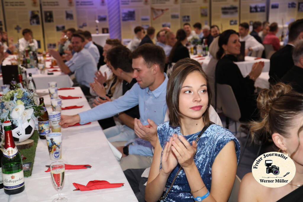 2025-10-18-WEM-4623fb3c76115f12a10.jpg