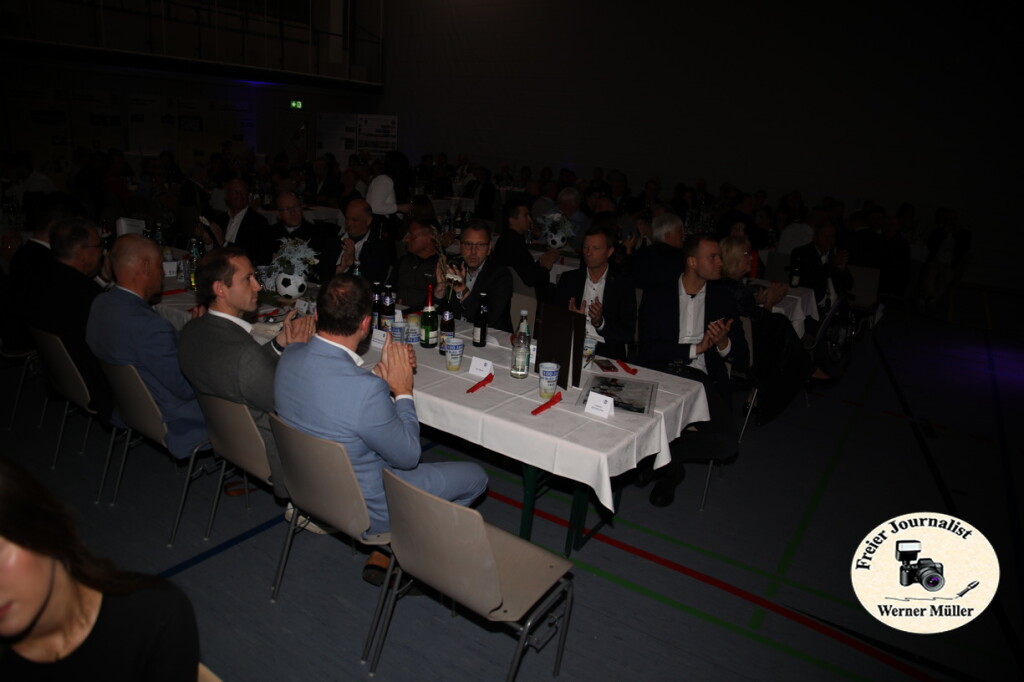 2025-10-18-WEM-5222ab1dfc5ef90f0b5.jpg