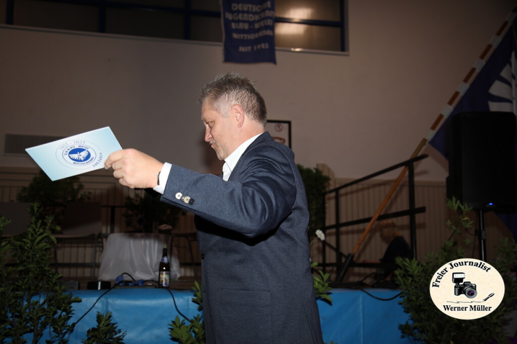 2025-10-18-WEM-525a6eda9ec1630d6dc.jpg