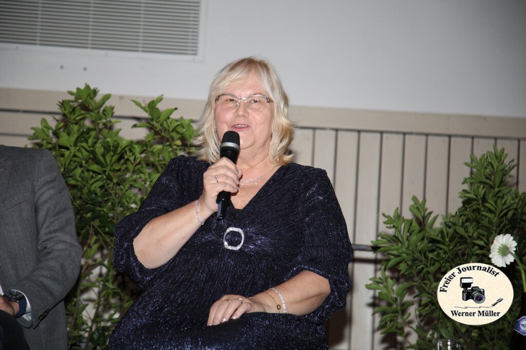 2025-10-18-WEM-589e2b0fdfaaf522fb4.jpg