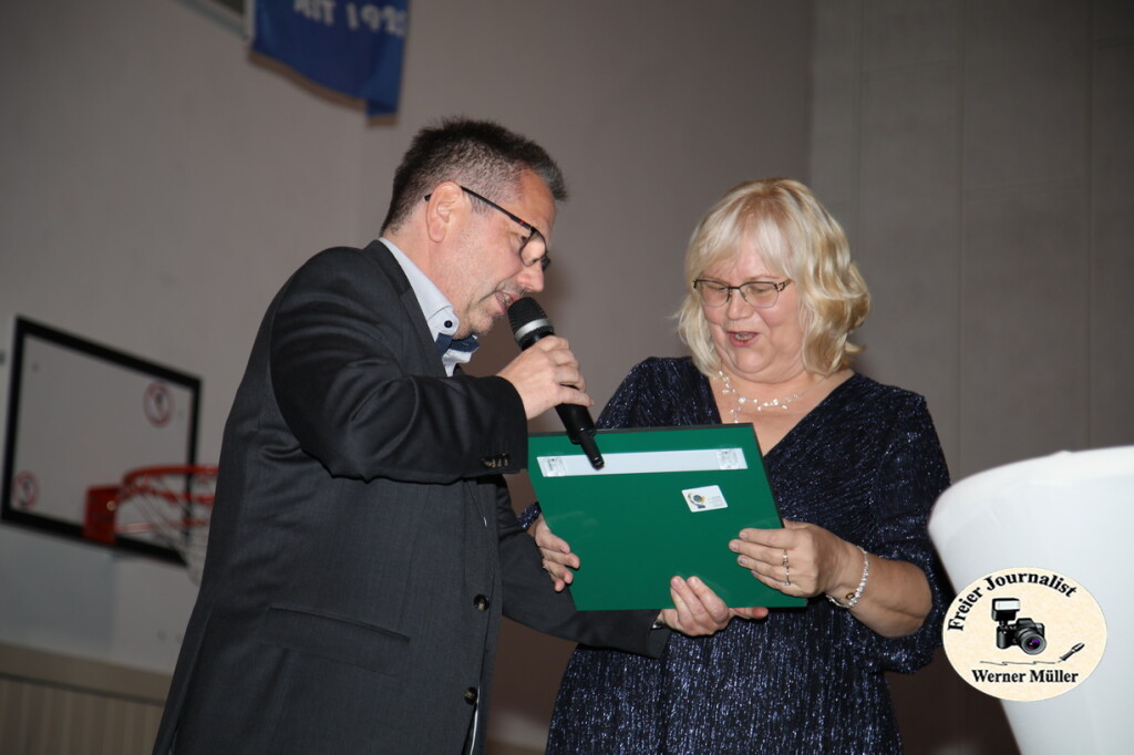 2025-10-18-WEM-624d437e2e35d286d39.jpg