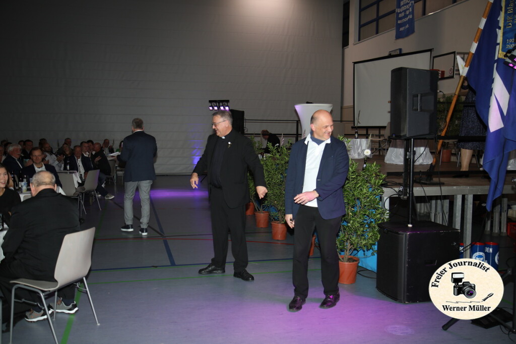 2025-10-18-WEM-7054e1e0a8417168ede.jpg