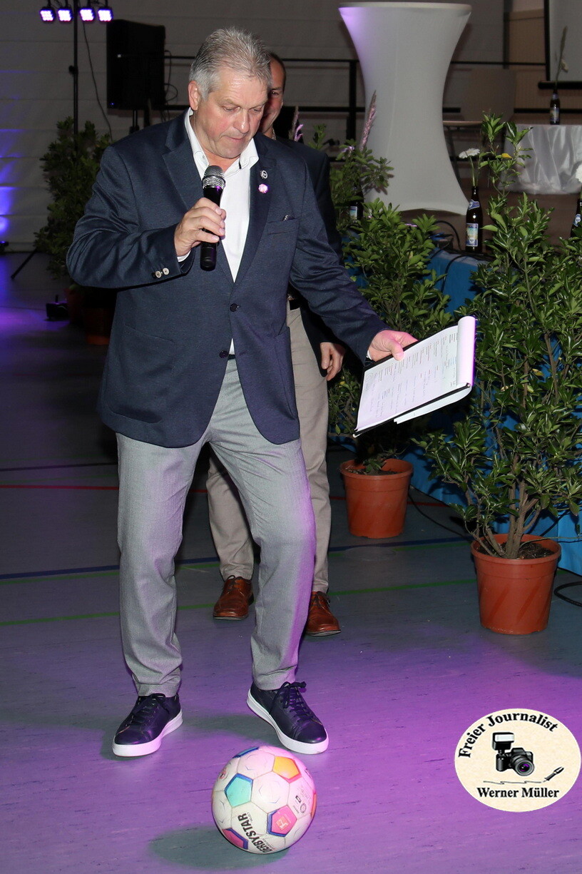 2025-10-18-WEM-71388f5c8f8d5ee30db.jpg