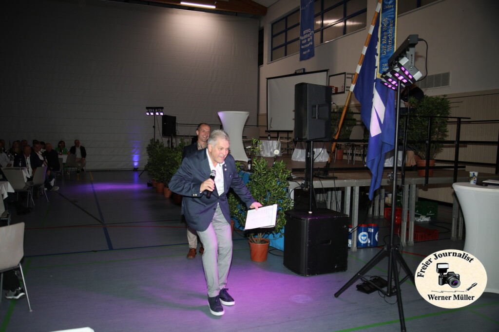 2025-10-18-WEM-715009a100ac1175e37.jpg