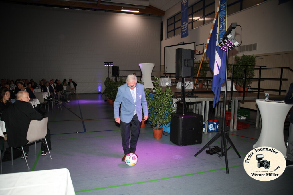 2025-10-18-WEM-73401ae4c3a1bfc3005.jpg