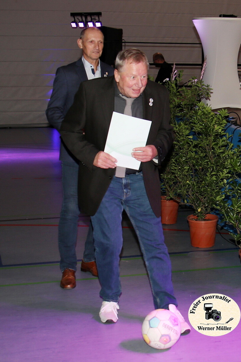 2025-10-18-WEM-7865f88be7d5cfe65ca.jpg