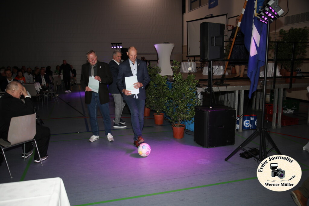 2025-10-18-WEM-789b8ac58f4638f55c4.jpg