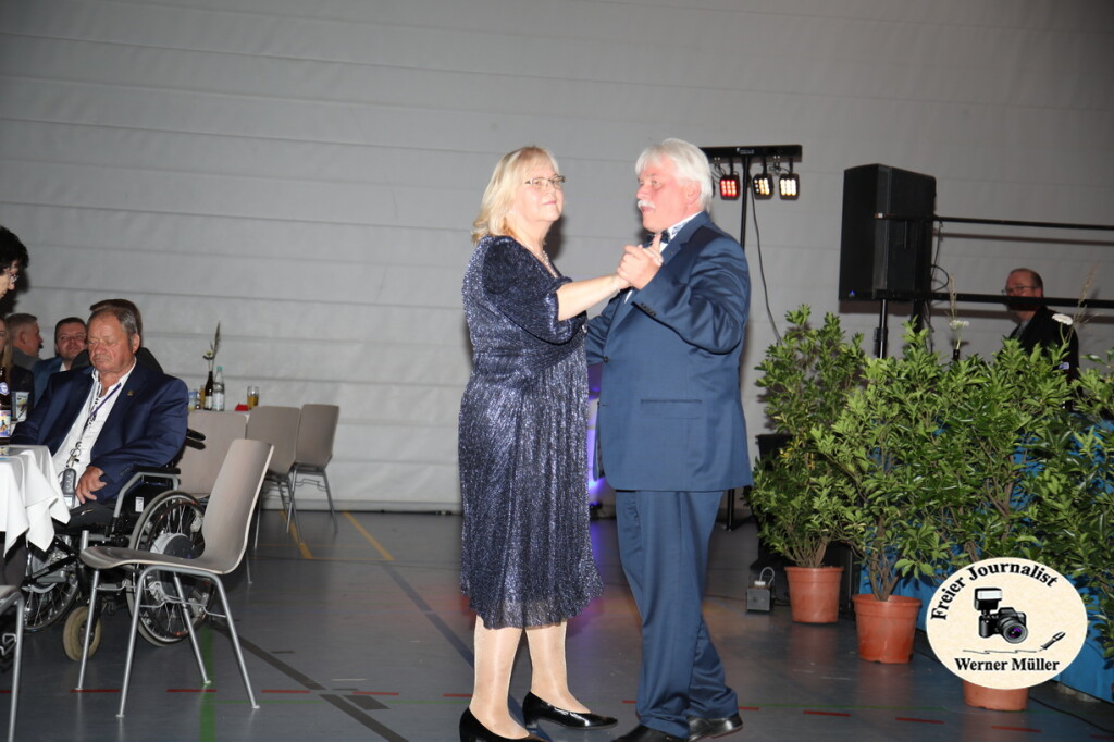 2025-10-18-WEM-8071c9d15bc7c774a01.jpg