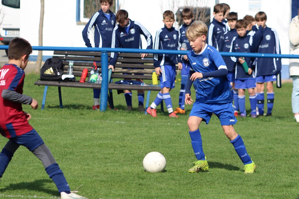 2026-04-25-MK-0118cfef96abbe124c1.jpg