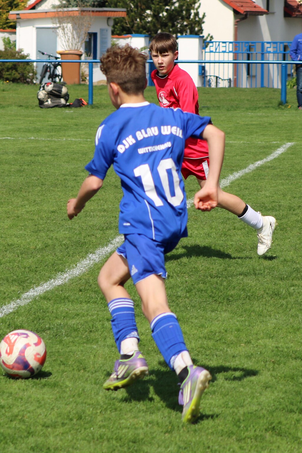2026-04-25-MK-04298df0b081ac4ef61.jpg